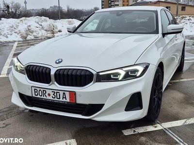 Second-hand BMW 318 Shadowline 150 CP (110 kW) 2023 Culoarealb Berlinǎ