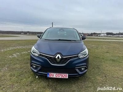 Albastru Utilizat 2017 Renault Scénic IV Monovolum | 8.990 EUR (Preț bun)