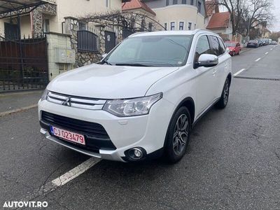 second-hand Mitsubishi Outlander 2.2 DI-D 4WD Automatik Diamant Edition+