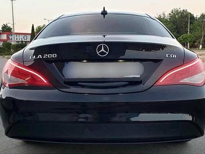 Culoarenegru Utilizat 2014 Mercedes CLA200 StreetStyle Berlinǎ | 12.200 EUR (Preț OK)