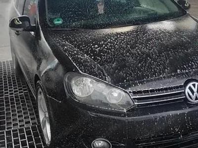 Second-hand VW Golf VI 144 CP (105 kW) 2011 Negru Hatchback