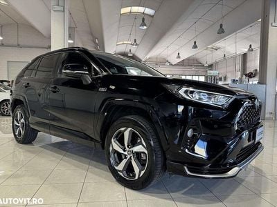 Second-hand Toyota RAV4 Hybrid 306 CP (225 kW) 2022 Culoarenegru SUV