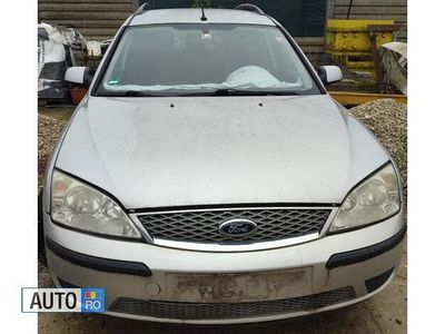 Argintiu Utilizat 2002 Ford Mondeo Break | 1.900 EUR
