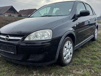 Culoarenegru Utilizat 2005 Opel Corsa Edition | 999 EUR (Preț bun)