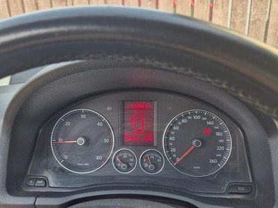 Second-hand VW Golf V Comfortline 105 CP (77 kW) 2009 Culoarenegru Break