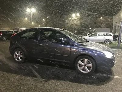 Second-hand Ford Focus 136 CP (100 kW) 2005 Gri Berlinǎ