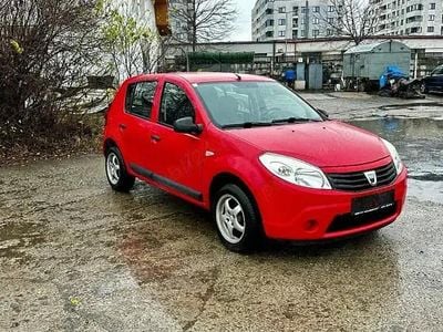 Second-hand Dacia Sandero 220 CP (161 kW) 2010 Rosu Berlinǎ