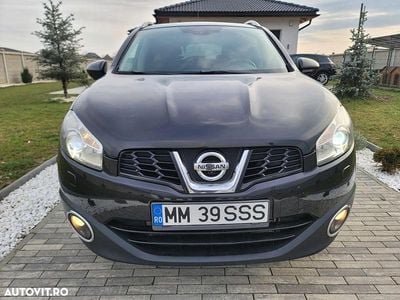 Culoarenegru Utilizat 2012 Nissan Qashqai Tekna SUV | 6.200 EUR (Preț OK)