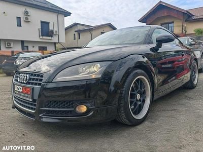 Culoarenegru Utilizat 2008 Audi TT Comfort Coupe | 7.990 EUR