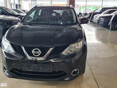 Culoarenegru Utilizat 2016 Nissan Qashqai SUV | 10.999 EUR (Preț bun)