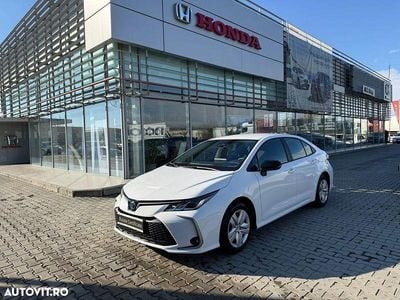 Second-hand Toyota Corolla Eco 140 CP (102 kW) 2025 Culoarealb Berlinǎ