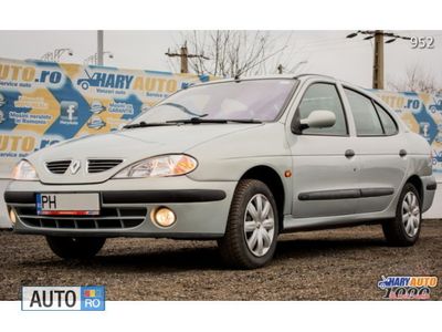 Gri Utilizat 2001 Renault Mégane Berlinǎ | 2.150 EUR