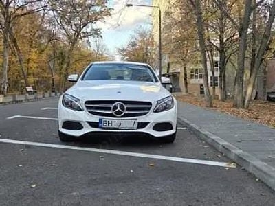 Second-hand Mercedes C220 170 CP (125 kW) 2018 Alb Berlinǎ