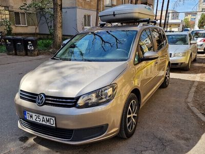 second-hand VW Touran 2013 7 locuri 2.0 TDI 140 CP