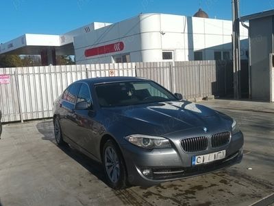 Utilizat 2010 BMW 520 Berlinǎ | 8.500 EUR