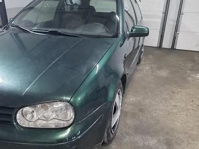 Second-hand VW Golf 116 CP (85 kW) 2001 Coupe