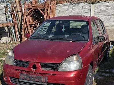 Utilizat 2005 Renault Clio II | 400 EUR