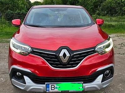 Roșu Utilizat 2018 Renault Kadjar XMOD SUV | 13.000 EUR (Preț OK)