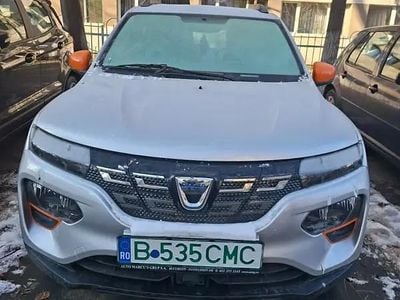 Gri Utilizat 2023 Dacia Spring Hatchback | 7.000 EUR (Preț bun)