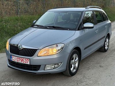 Culoarealbastru Utilizat 2011 Skoda Fabia Style Hatchback | 3.199 EUR (Preț OK)
