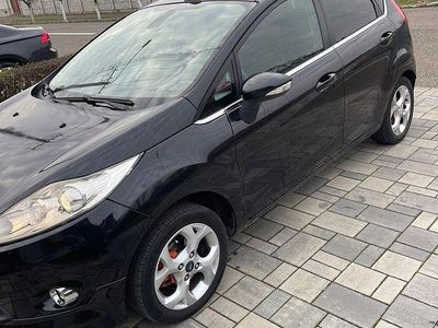 Second-hand Ford Fiesta Titanium 96 CP (70 kW) 2009 Culoarenegru Hatchback