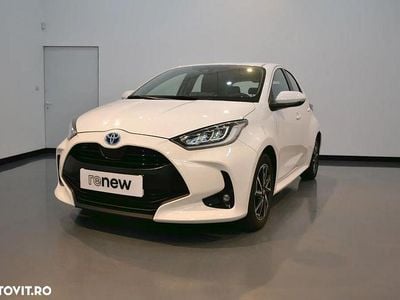 Second-hand Toyota Yaris Hybrid Plus 92 CP (67 kW) 2022 Culoarealb