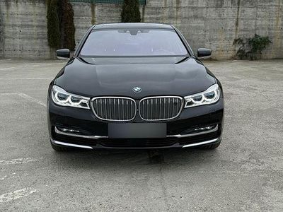 Culoarenegru Utilizat 2017 BMW 750L Sport Line Berlinǎ | 29.500 EUR