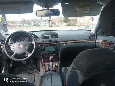 Mercedes E200