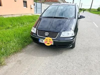 VW Sharan