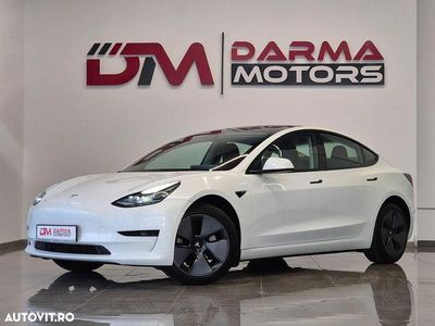 Culoarealb Utilizat 2021 Tesla Model 3 Standard Range Plus Berlinǎ | 24.989 EUR (Preț bun)