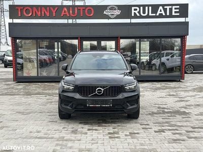 Second-hand Volvo XC40 R-Design 150 CP (110 kW) 2020 Culoarenegru SUV