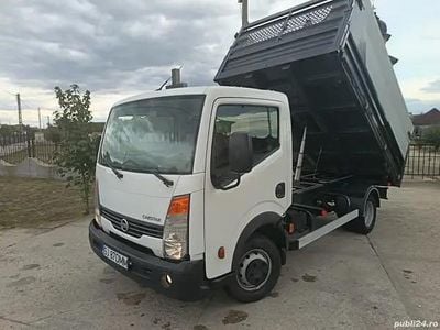 Second-hand Nissan Cabstar 2014 Alb Pickup