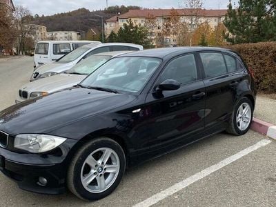 Second-hand BMW 118 122 CP (89 kW) 2006 Negru Hatchback