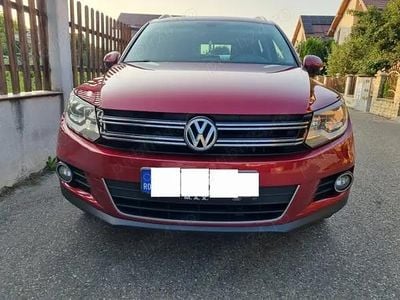 Rosu Utilizat 2013 VW Tiguan SUV | 8.999 EUR (Preț OK)