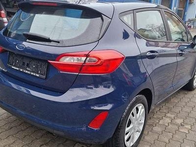 Culoarealbastru Second-hand 2018 Ford Fiesta Cool & Connect | 6.650 EUR (Preț bun)