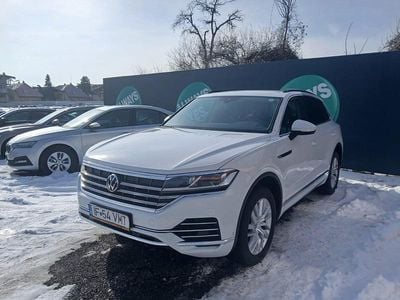 Negru Second-hand 2017 VW Touareg SUV | 37.950 EUR (Scump)