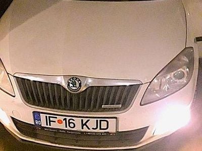 Second-hand Skoda Fabia 75 CP (55 kW) 2011 Culoarealb Hatchback