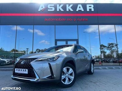 Lexus UX 250h