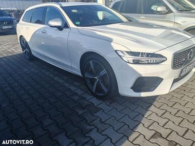 Second-hand Volvo V90 Pro 300 CP (220 kW) 2018 Culoarealb Break