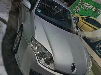 Utilizat 2008 Renault Laguna III Berlinǎ | 2.300 EUR