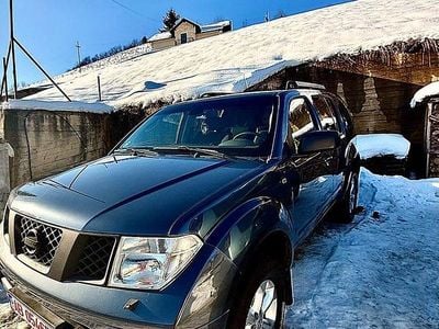 Second-hand Nissan Pathfinder Premium Edition 174 CP (127 kW) 2005 Culoarealbastru SUV