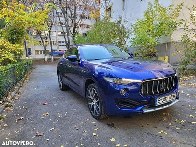 Second-hand Maserati Levante 275 CP (202 kW) 2016 Culoarealbastru SUV