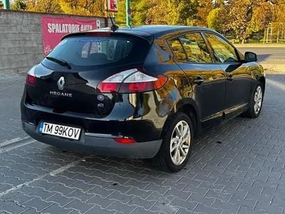 Negru Utilizat 2015 Renault Mégane Berlinǎ | 4.100 EUR