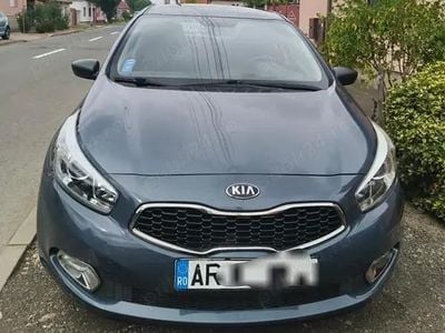 Albastru Utilizat 2015 Kia Ceed Hatchback | 7.000 EUR (Preț OK)