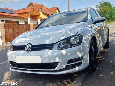 Culoarealb Utilizat 2014 VW Golf Trendline Break | 6.150 EUR (Preț OK)