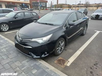 second-hand Toyota Avensis 2.0 D-4D Executive