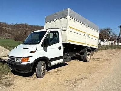 Utilizat 2005 Iveco Daily | 8.700 EUR