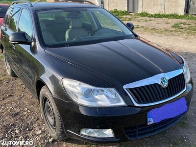 second-hand Skoda Octavia 2.0 TDI Ambiente DSG