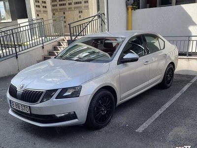 Gri Utilizat 2019 Skoda Octavia Berlinǎ | 12.000 EUR (Preț OK)