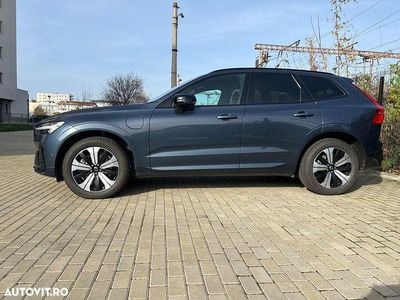 Second-hand Volvo XC60 350 CP (257 kW) 2024 Culoarealbastru SUV